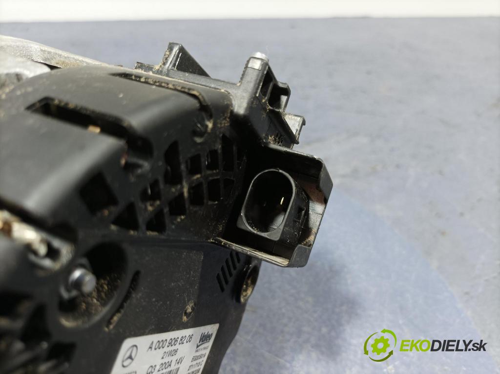 Mercedes A-klasa 2021 Alternator A0009068206