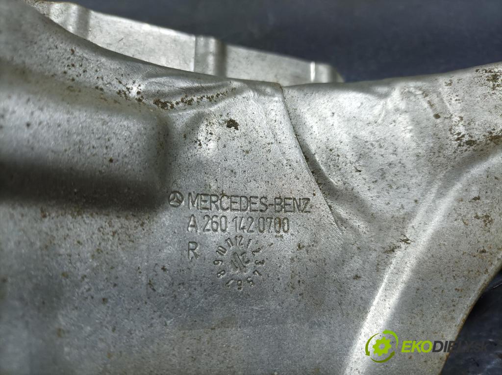 Mercedes A-klasa 2021 kryt Tepelné: A2601420700
