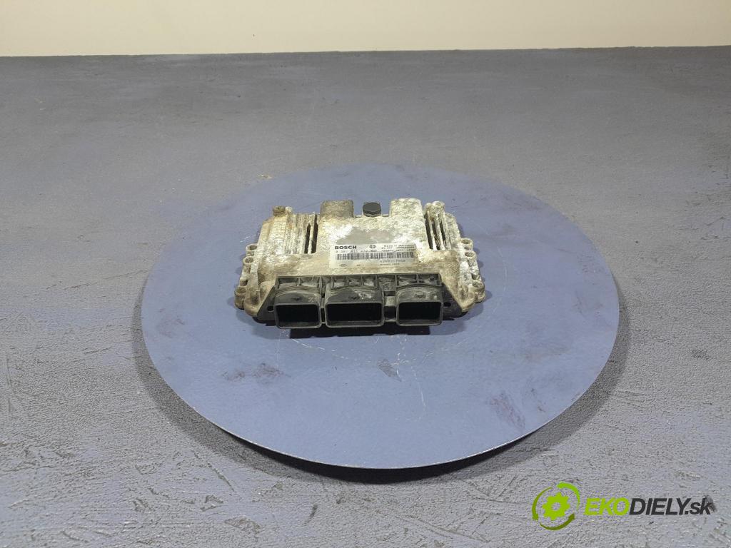 Opel Movano 2004 riadiaca jednotka Motor: 8200311550