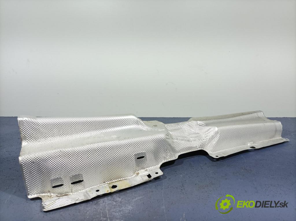 Mercedes A-klasa 2021 kryt Tepelné: A1776824600