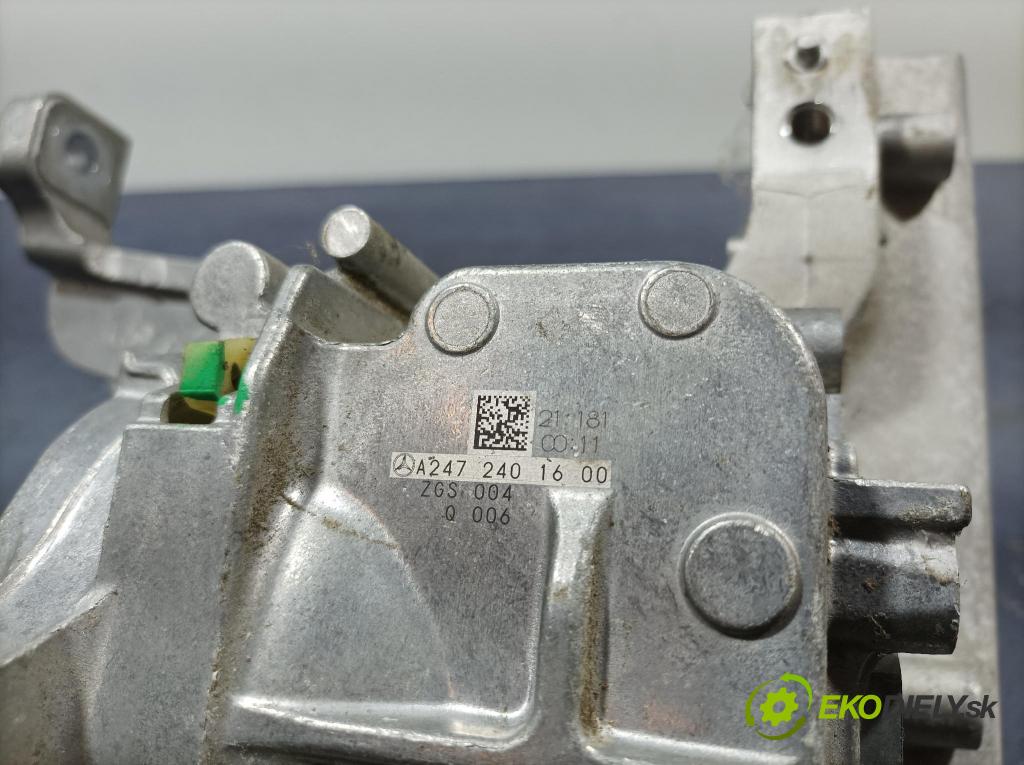 Mercedes A-klasa 2021 Vankúš/: držiak Motor: A2472401600