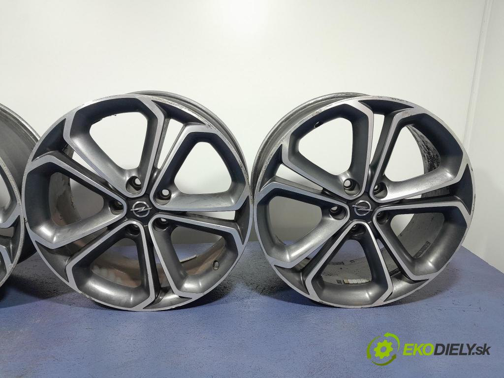 Opel Ampera 2013 Ráfiky: Hlinikové:
