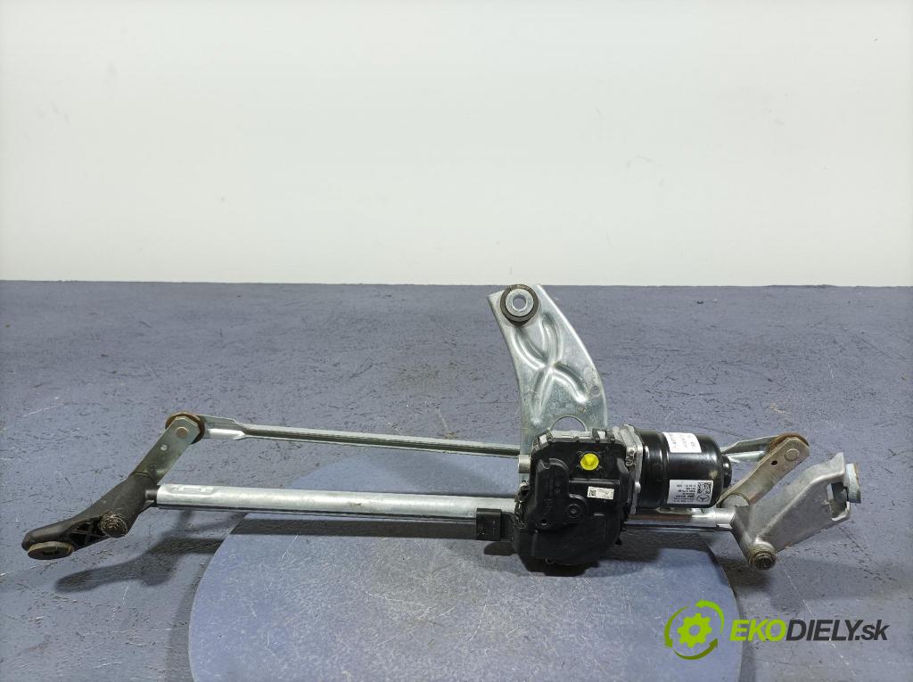 Mercedes A-klasa 2021 mechanizmus motor: Stierače: Predné A1778204901