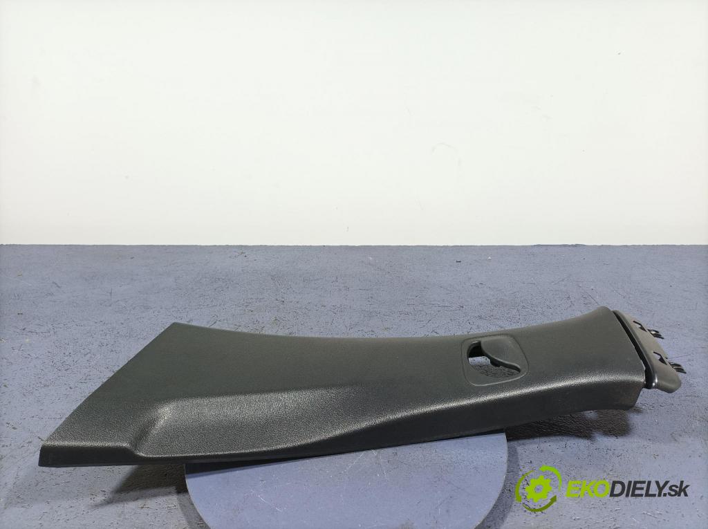 Mercedes A-klasa 2021 kryt Plast: Interiéry: A1776908502