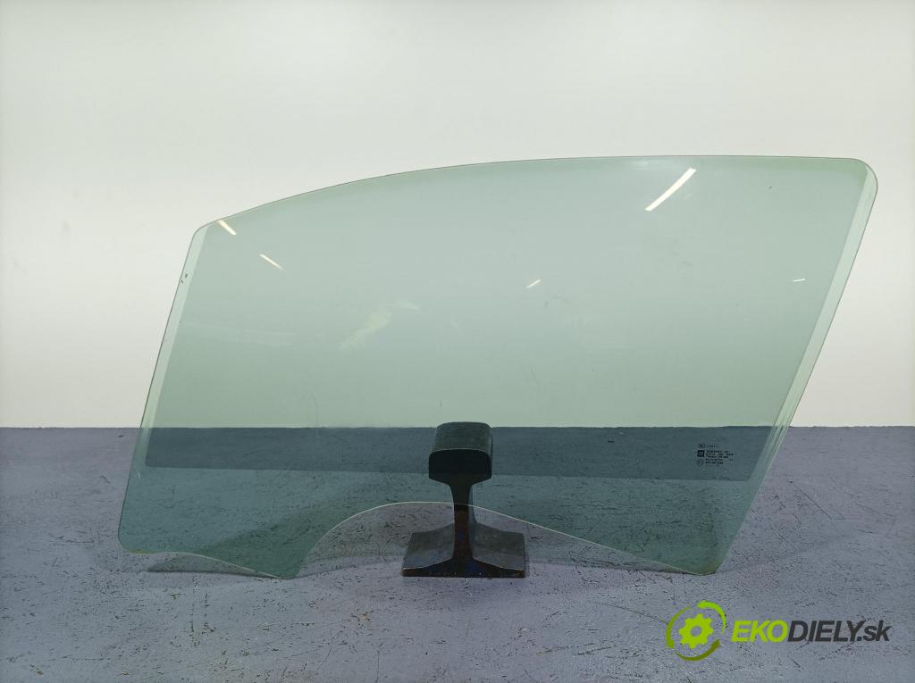 Opel Ampera 2013 sklo dvere Predné ľavá