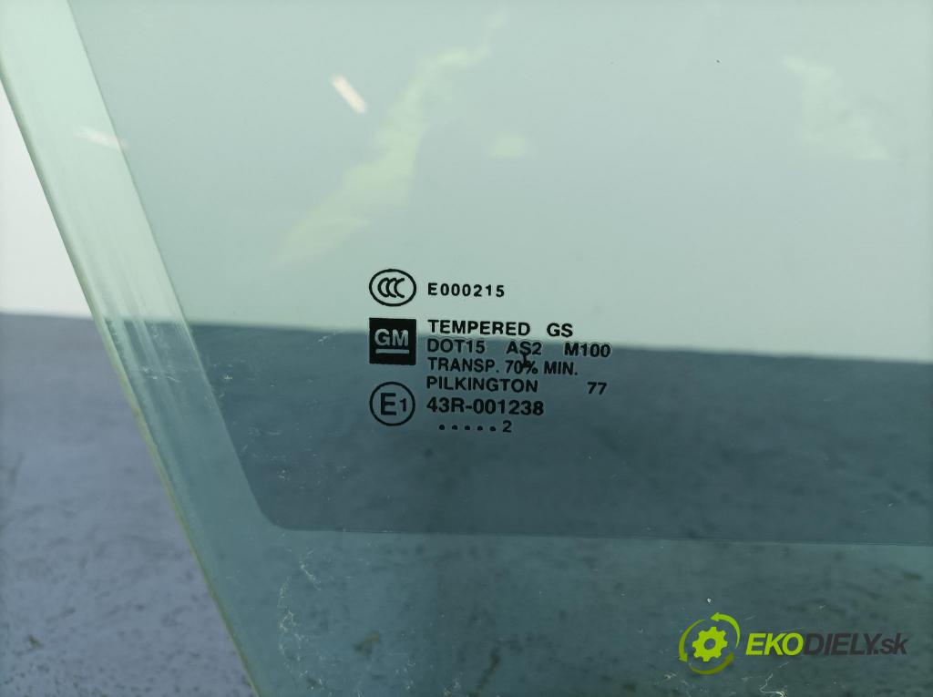 Opel Ampera 2013 sklo dvere Predné Prava: 