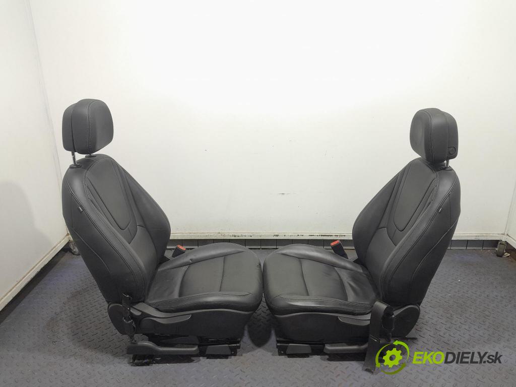 Opel Ampera 2013 sedačke: Set.: