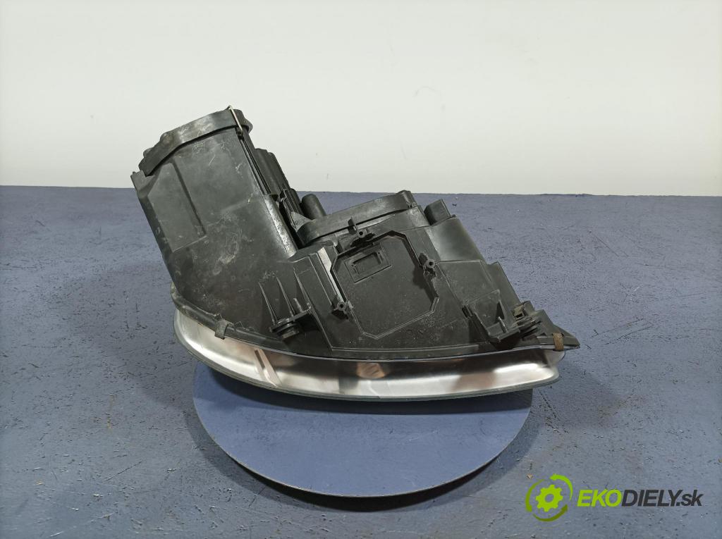 Vw Touran 2003 Reflektor: Vľavo: 1T0941005D