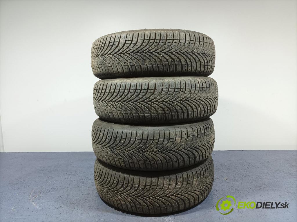 Renault Twingo 2010 pneumatika Multi-sezóna: 4038526046796