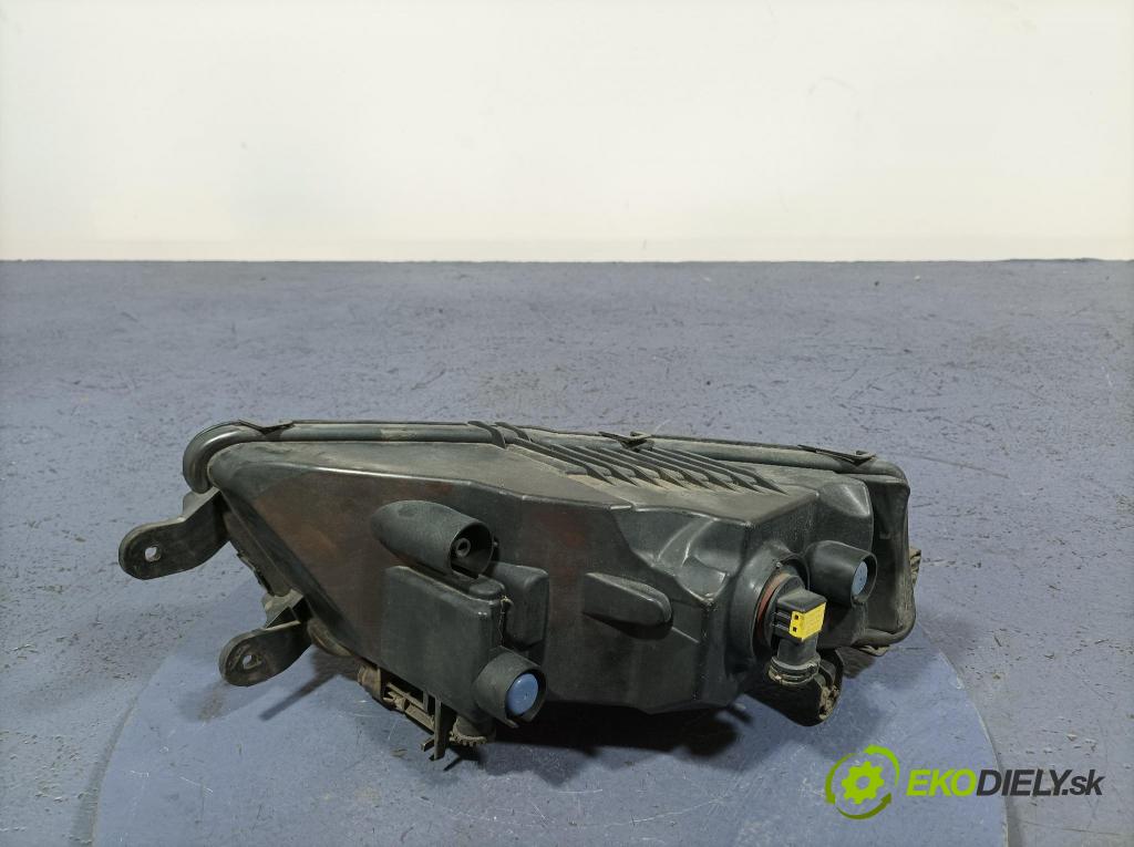 Skoda Octavia 2017 Halogen v pravo: 5E0941700F