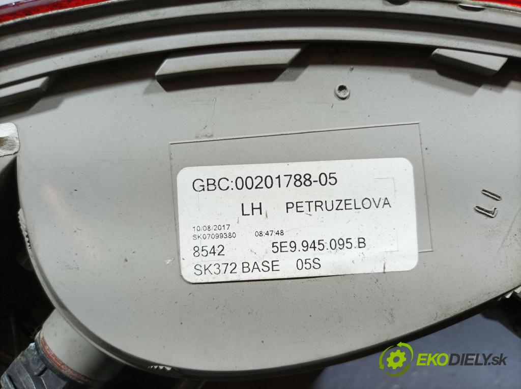Skoda Octavia 2017 svetlo / reflektor zad ľavá Vonkajsia: 5E9945095B