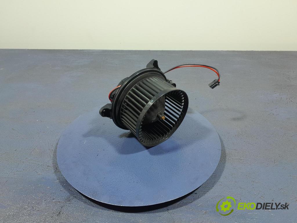 Mercedes A-klasa 2021 ventilátor Vzduch: A2478308400