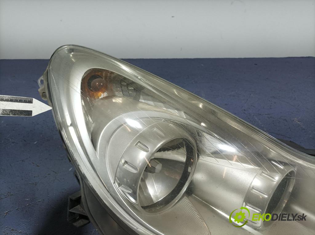 Opel Corsa 2009 Reflektor: v pravo: 13186382