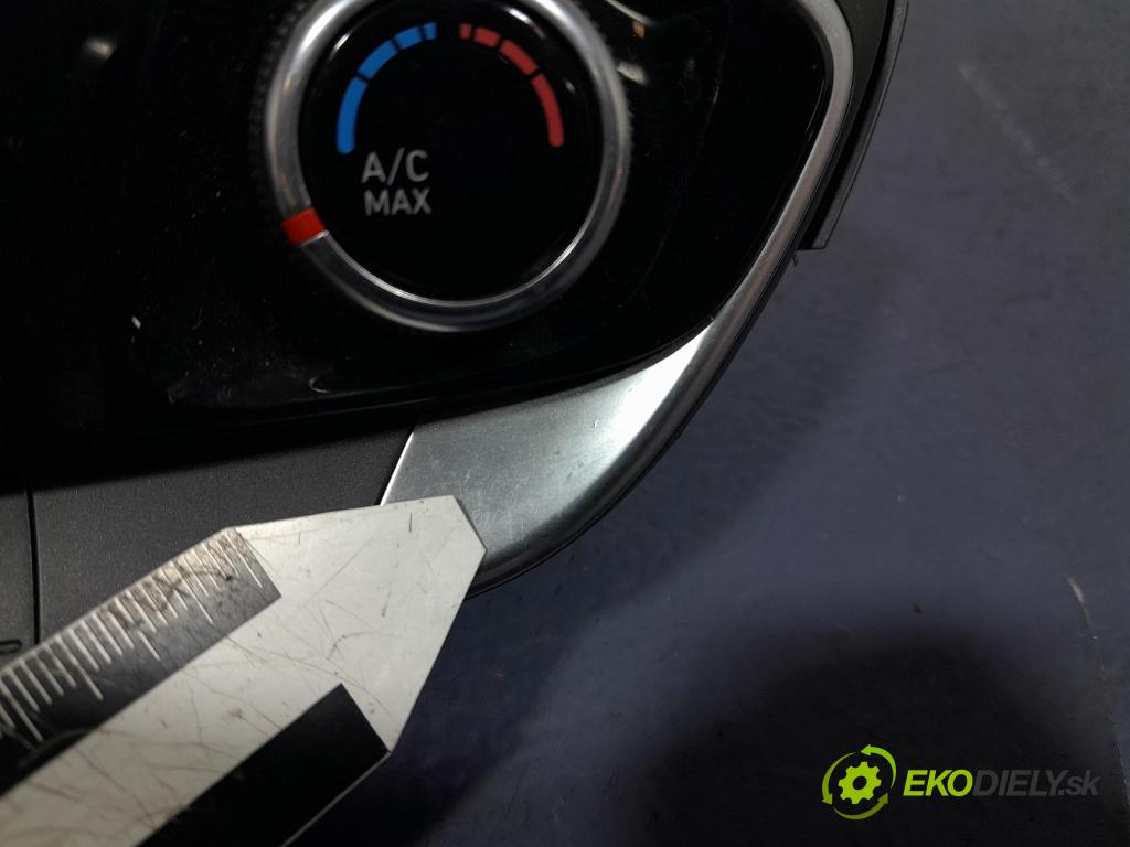 Hyundai I30 2022 prepínač Klimatizácia: Prúd vzduchu: 97250-G4AA0