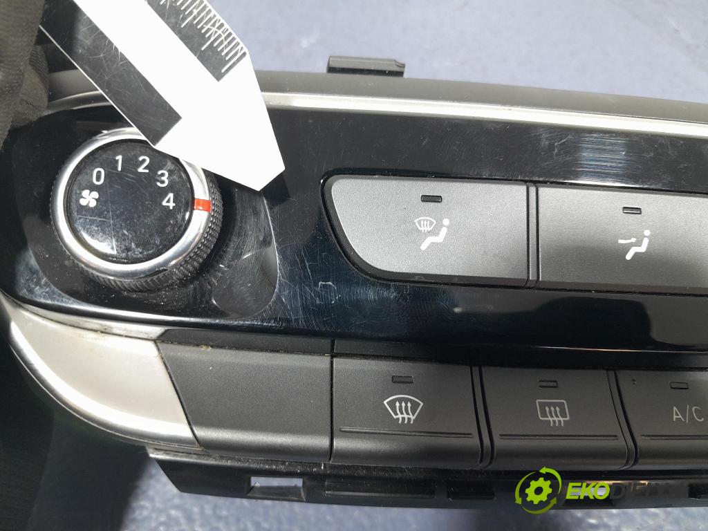 Hyundai I30 2022 prepínač Klimatizácia: Prúd vzduchu: 97250-G4AA0
