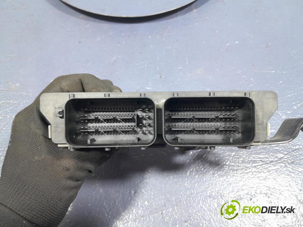 Hyundai I30 2022 riadiaca jednotka Motor: 39199-07020