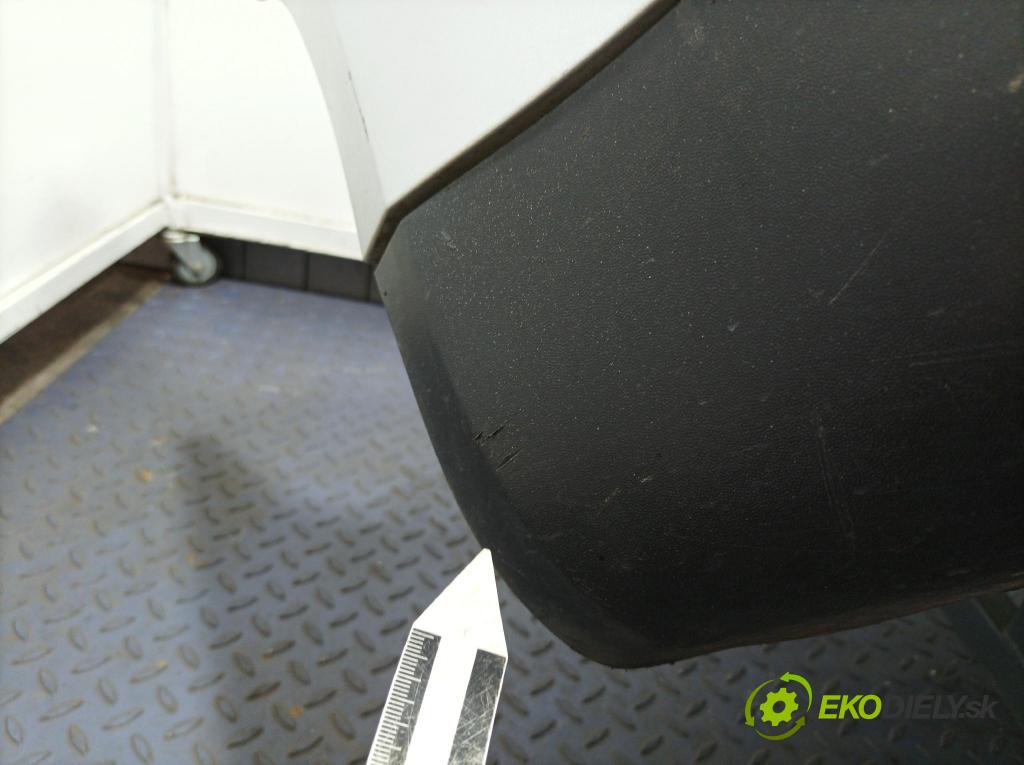 Vw Touran 2003 nárazník Predné