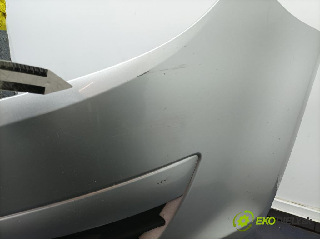 Opel Corsa 2009 nárazník Predné