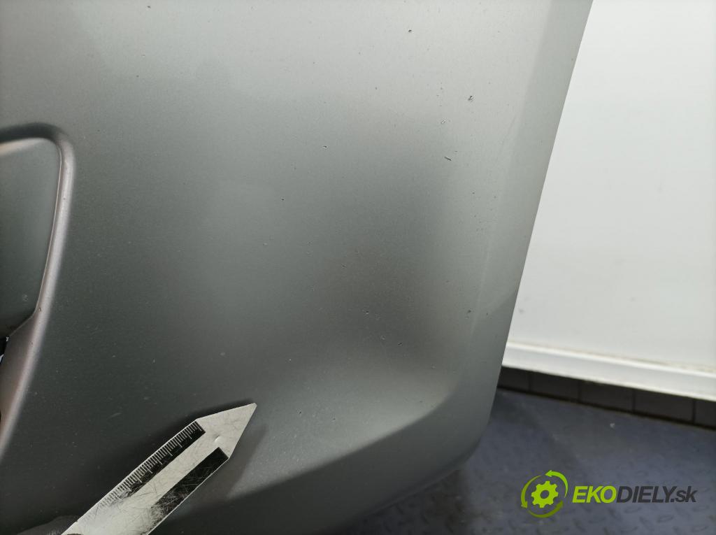 Opel Corsa 2009 nárazník Predné