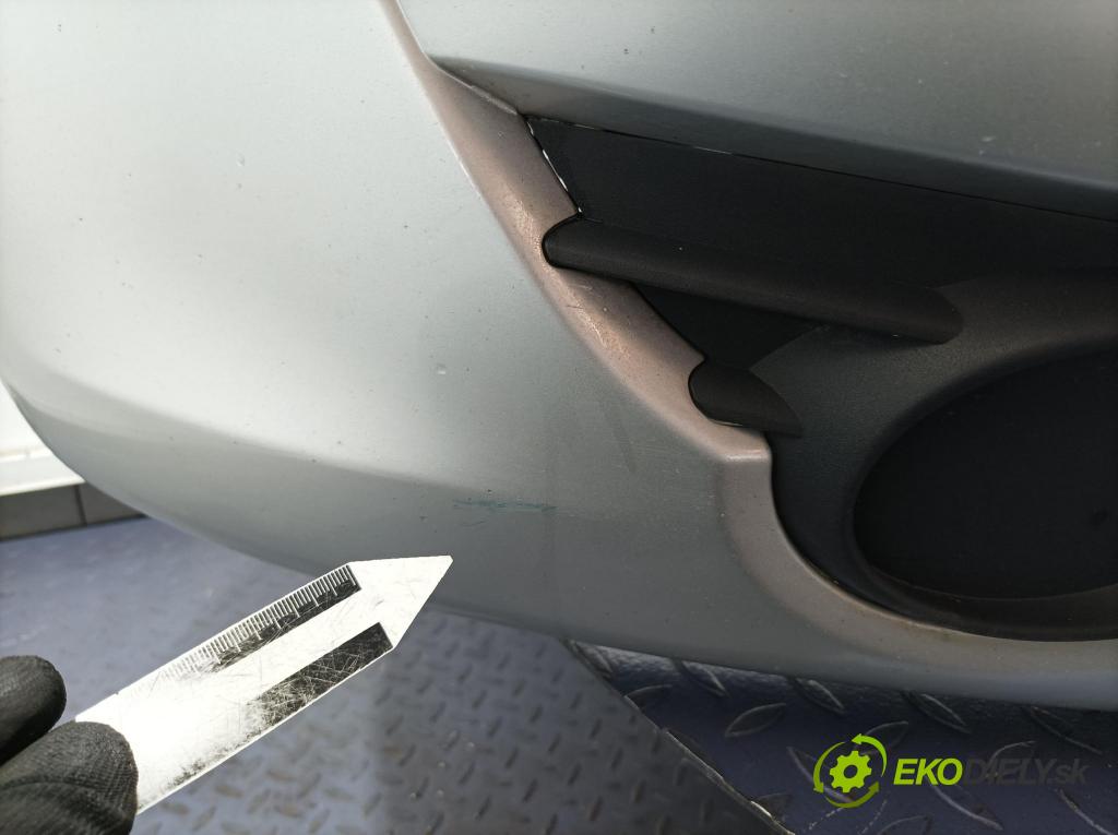 Opel Corsa 2009 nárazník Predné