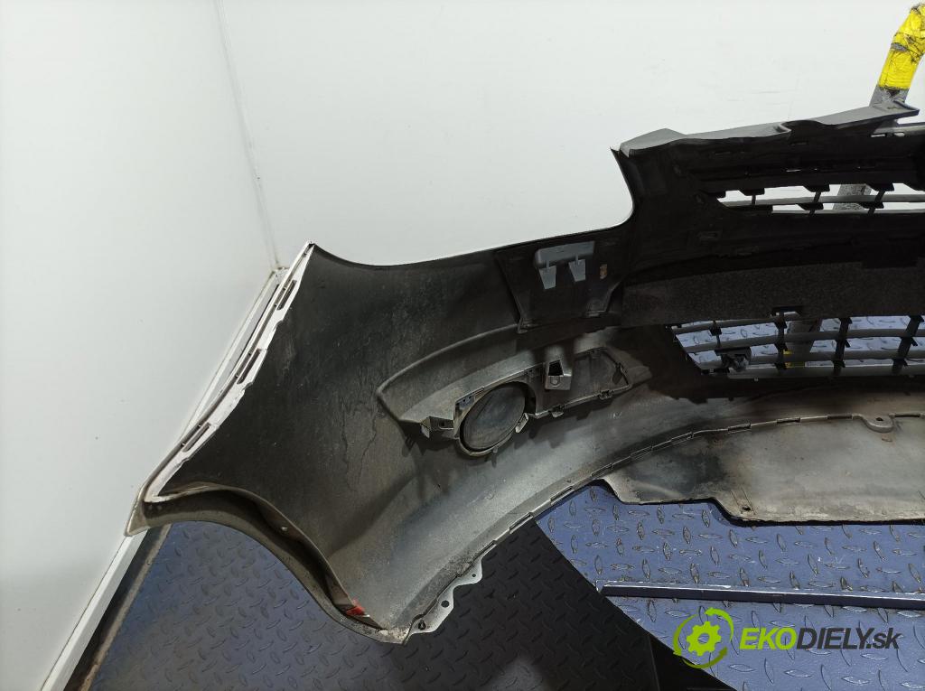 Opel Corsa 2009 nárazník Predné 