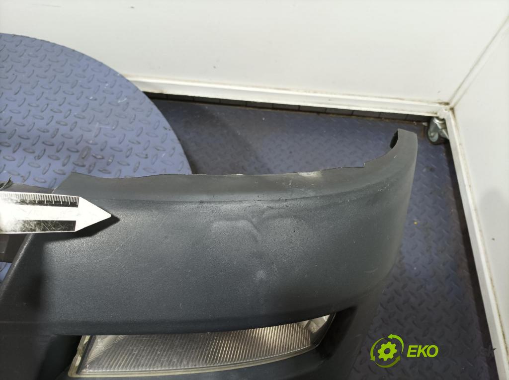 Opel Movano 2004 nárazník Predné
