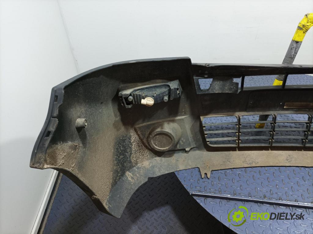 Opel Movano 2004 nárazník Predné