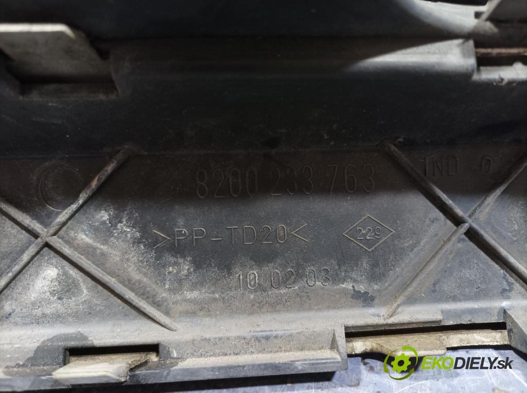 Opel Movano 2004 miežka / Gril: 8200233763