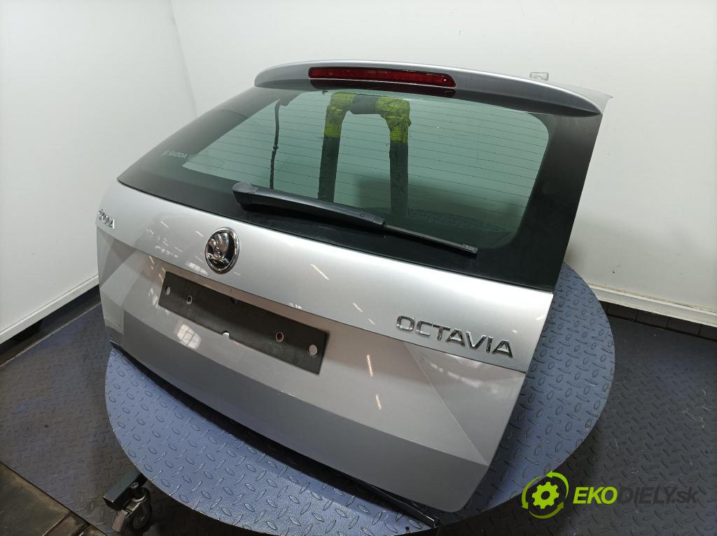 Skoda Octavia 2017 zadna dveře kufra: kufra: