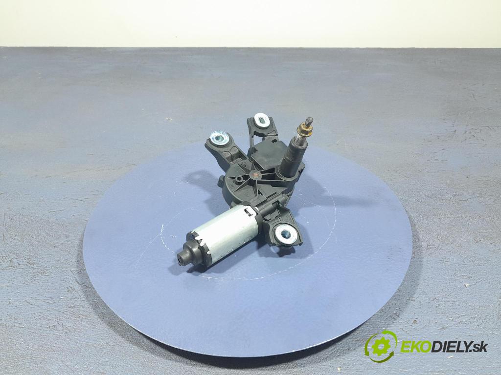 Vw Passat 2011 motor: Stierače: zad 3C9955711A