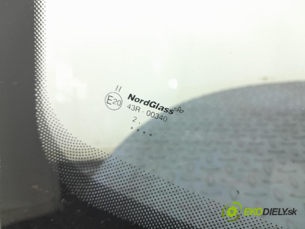 Skoda Fabia 2007 sklo Predné: přední: