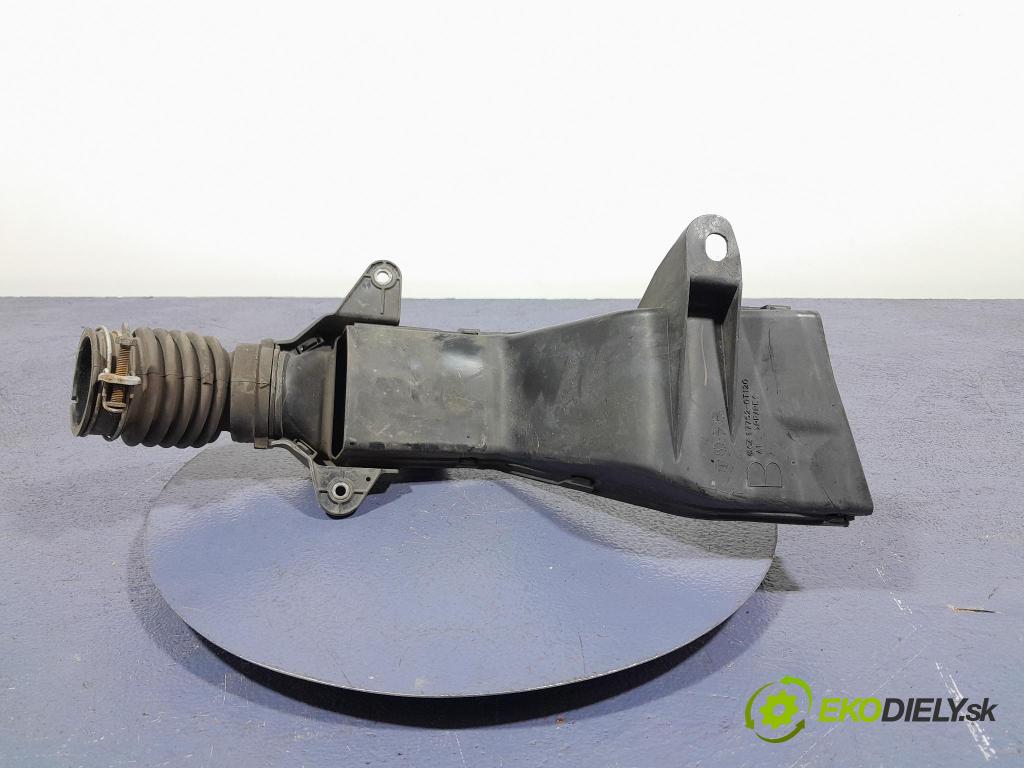 Suzuki Swace 2021 Vstup: Vzduch: 17752-0T120