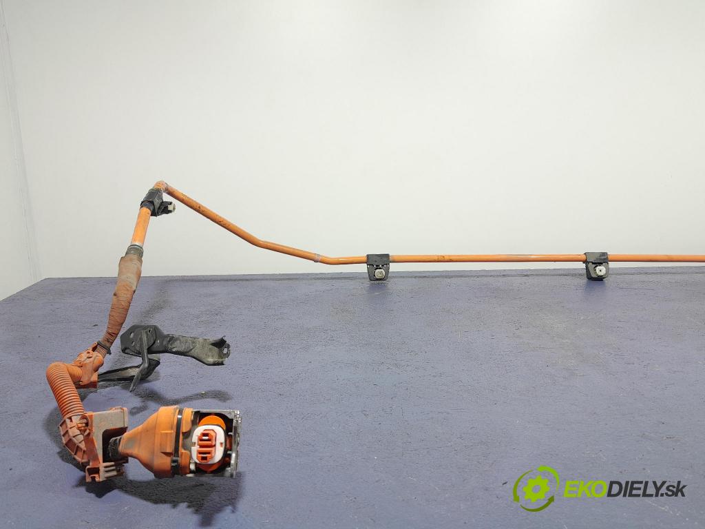 Suzuki Swace 2021 inštalácia Elektrický: 821H1-02160