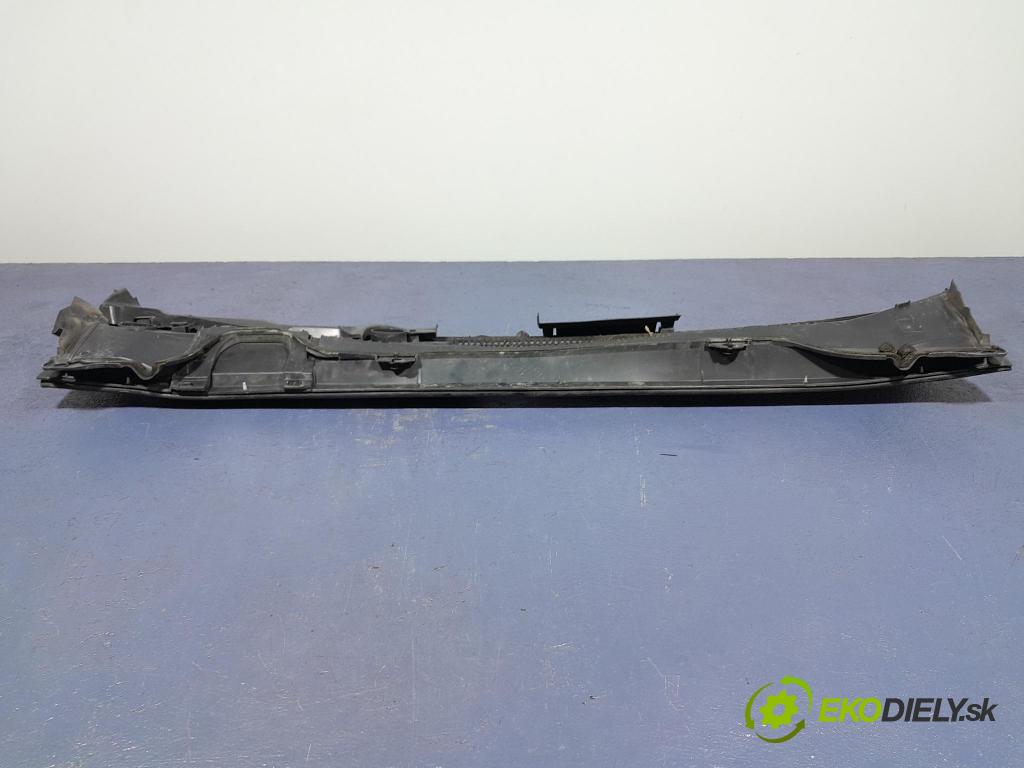 Suzuki Swace 2021 torpédo 55781-02580