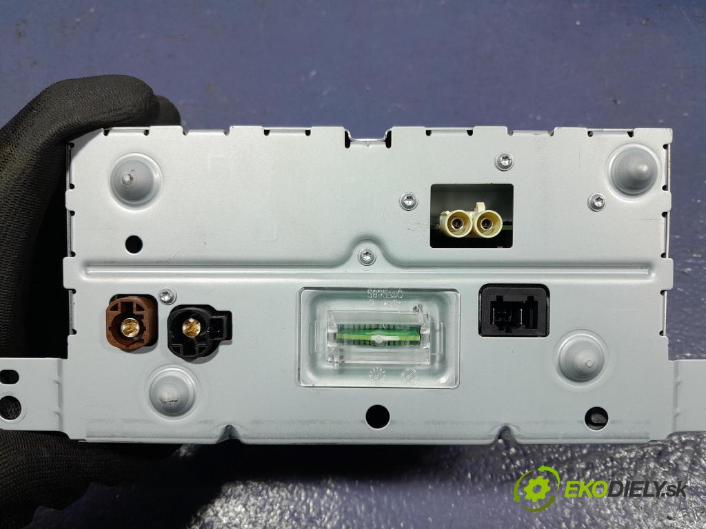 Volvo Xc60 2022 Radio I Navigácia: 32326619