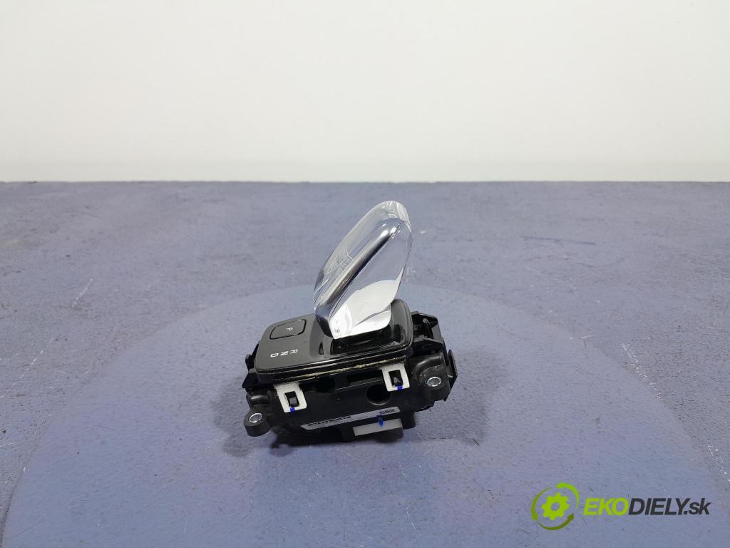 Volvo Xc60 2022 Páka: Zmeny: 32280785