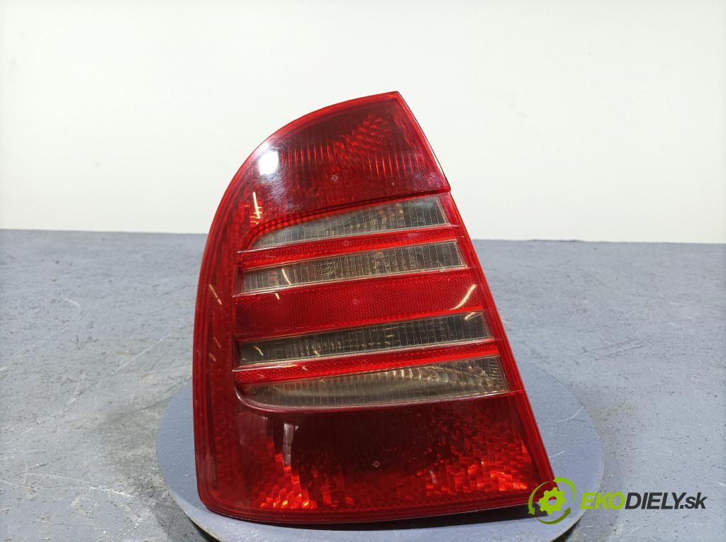 Skoda Superb 2003 svetlo / reflektor zad ľavá Vonkajsia: 3U5945095