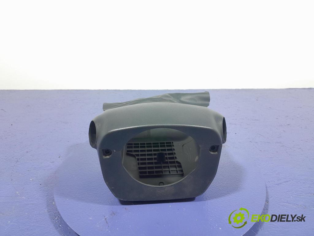 Suzuki Swace 2021 kryt Plast: Interiéry: 45286-02630