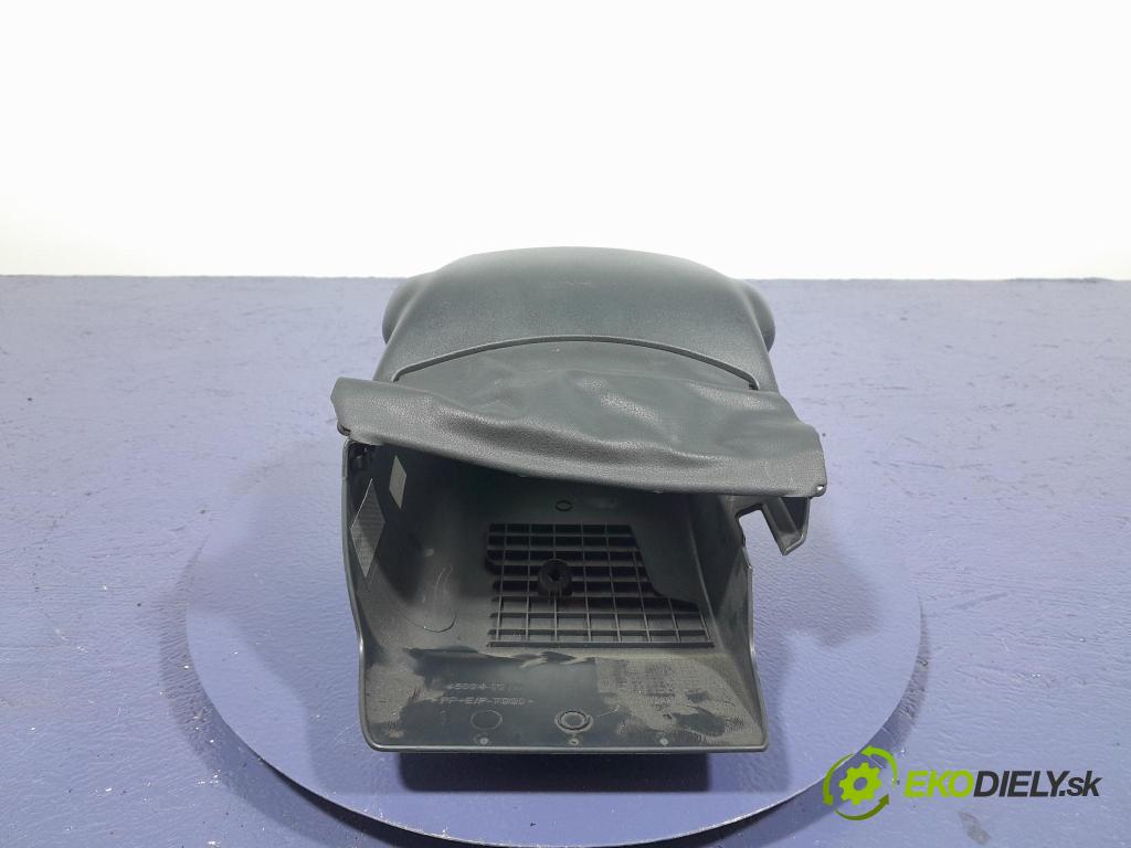 Suzuki Swace 2021 kryt Plast: Interiéry: 45286-02630