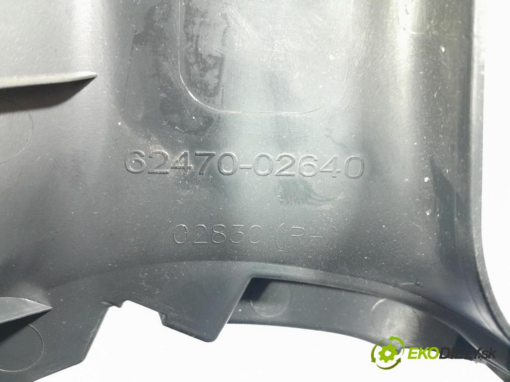 Suzuki Swace 2021 kryt Plast: Interiéry: 62470-02640