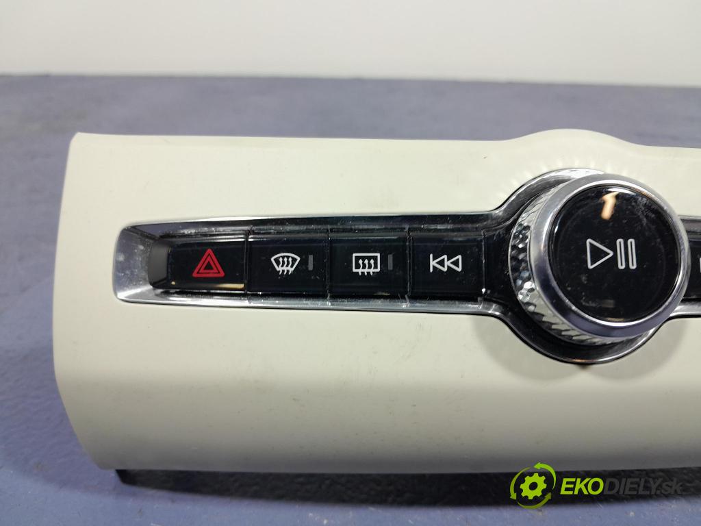 Volvo Xc60 2022 prepínač Rádio: Navigacia: 31398845