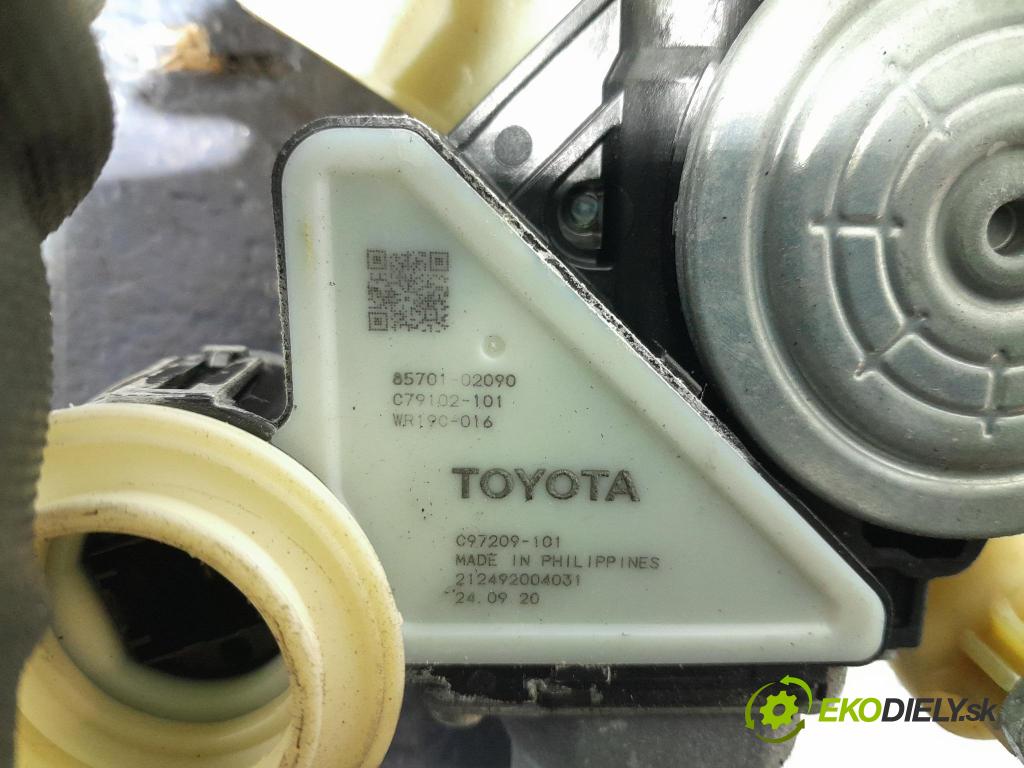 Suzuki Swace 2021 mechanizmus okna Okná: zad Vľavo: 69840-02681