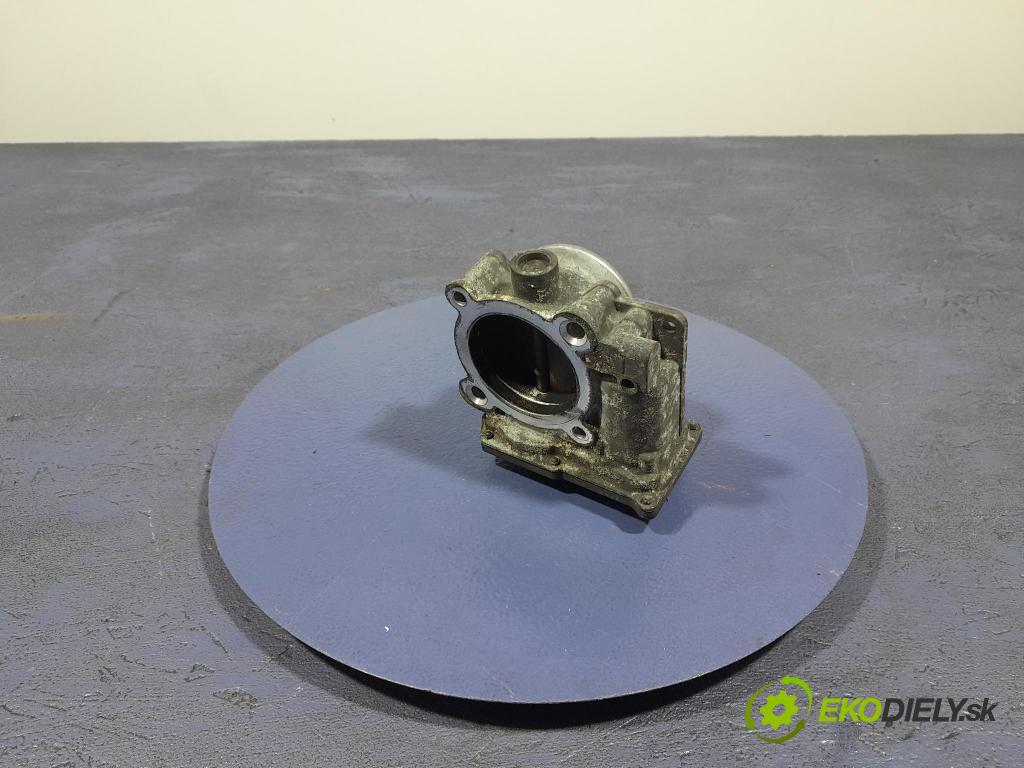 Volvo S60 2007 klapka 30711551
