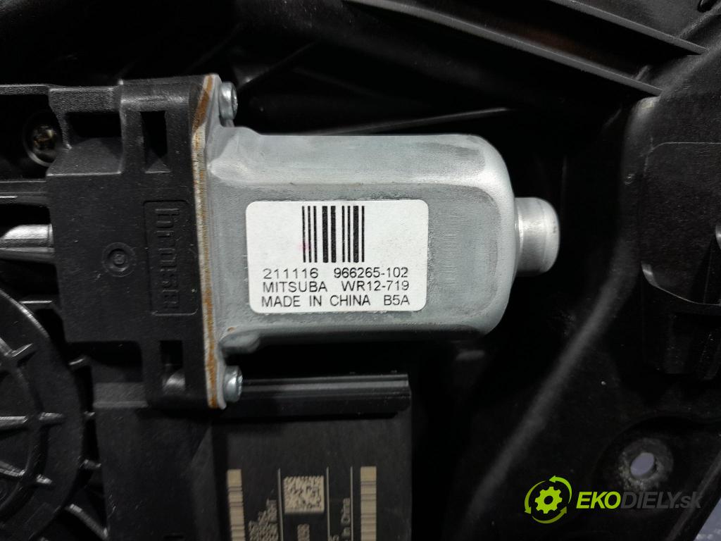 Volvo Xc60 2022 mechanizmus okna Okná: zad v pravo: 31416998