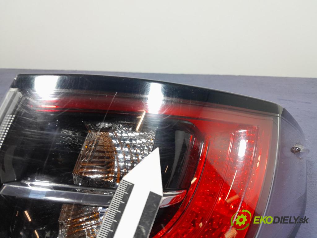 Suzuki Swace 2021 svetlo / reflektor zad Prava: Vonkajsia:
