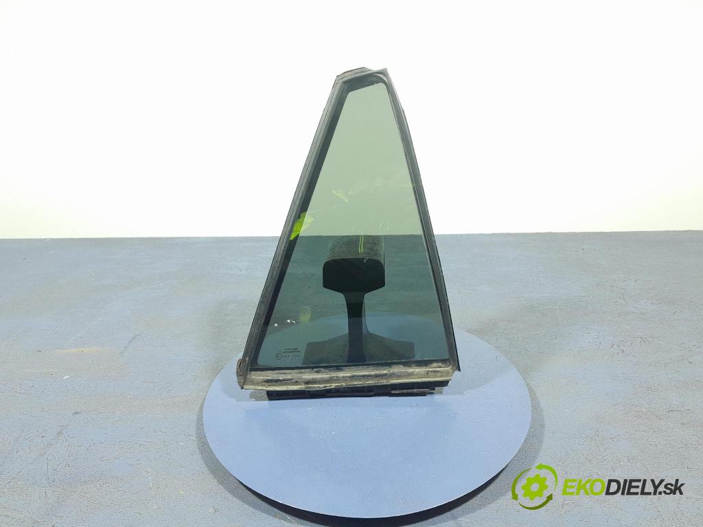 Suzuki Swace 2021 sklo dvere zad Prava: 68188-02260