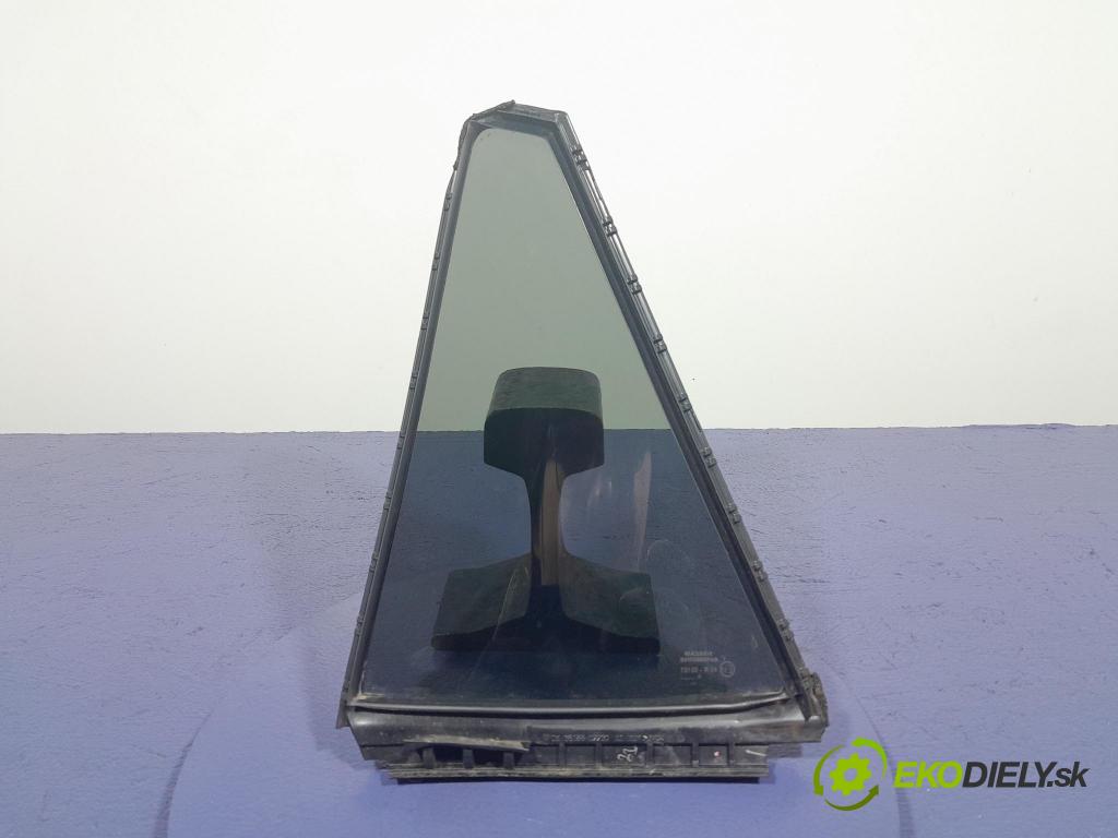 Suzuki Swace 2021 sklo dvere zad Prava: 68188-02260