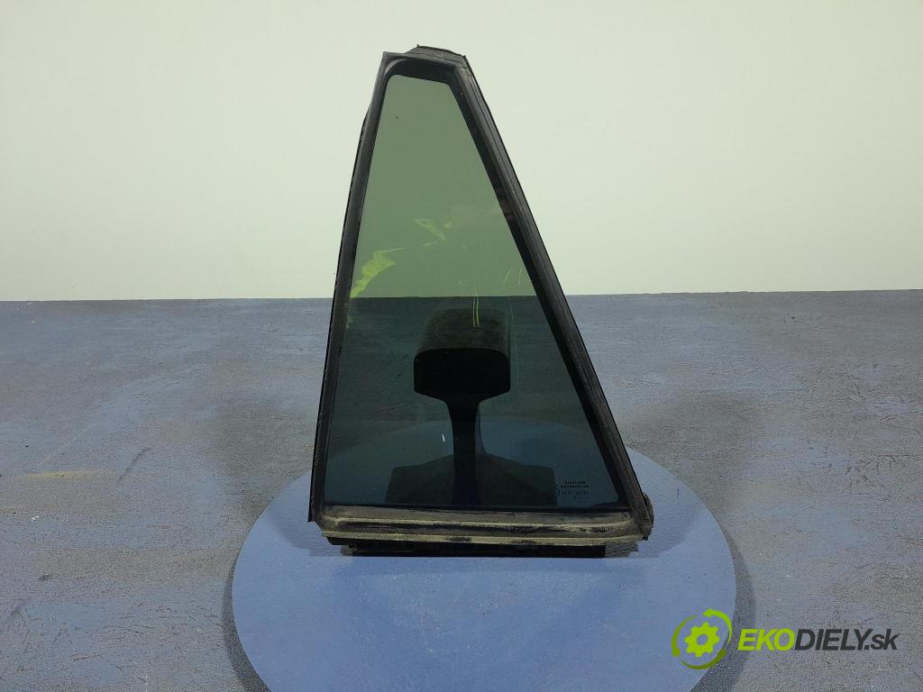Suzuki Swace 2021 sklo dvere zad ľavé 68189-02260