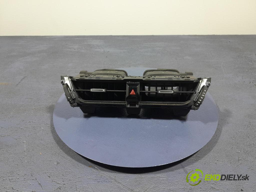 Suzuki Swace 2021 GRIDS: Prúd vzduchu: Vzduch: 55670-02830