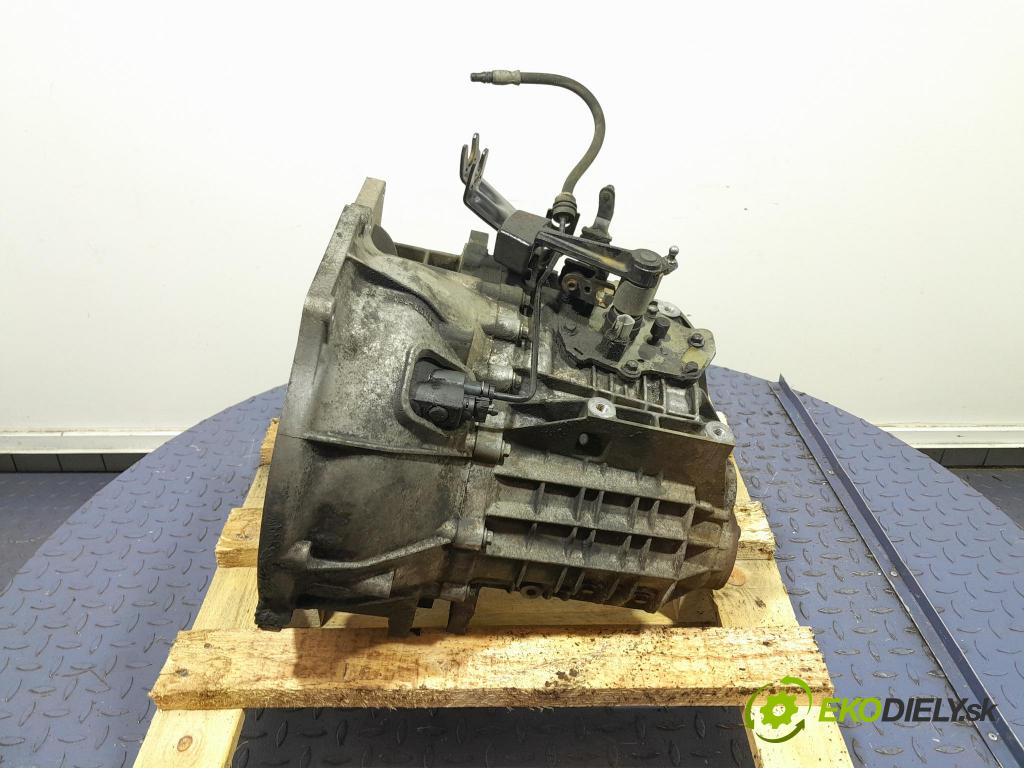 Volvo V50 2007 prevodovka Manualna 6N5R-7002YE
